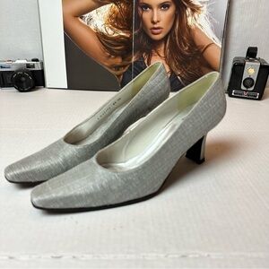 Stuart Weitzman vintage metallic pumps